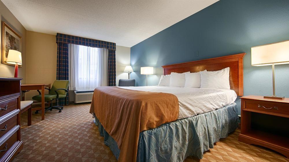 Hotel Western Dutch Valley New Philadelphia
